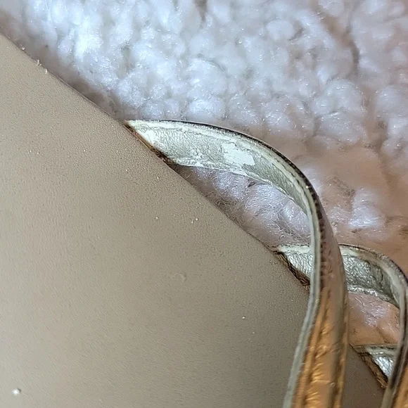 STEVE MADDEN TANE Gold Flats/sandals Size 9.5 - Picture 15 of 17